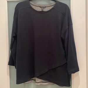 Navy top lined in gray so it’s a nice weight top for cold days.